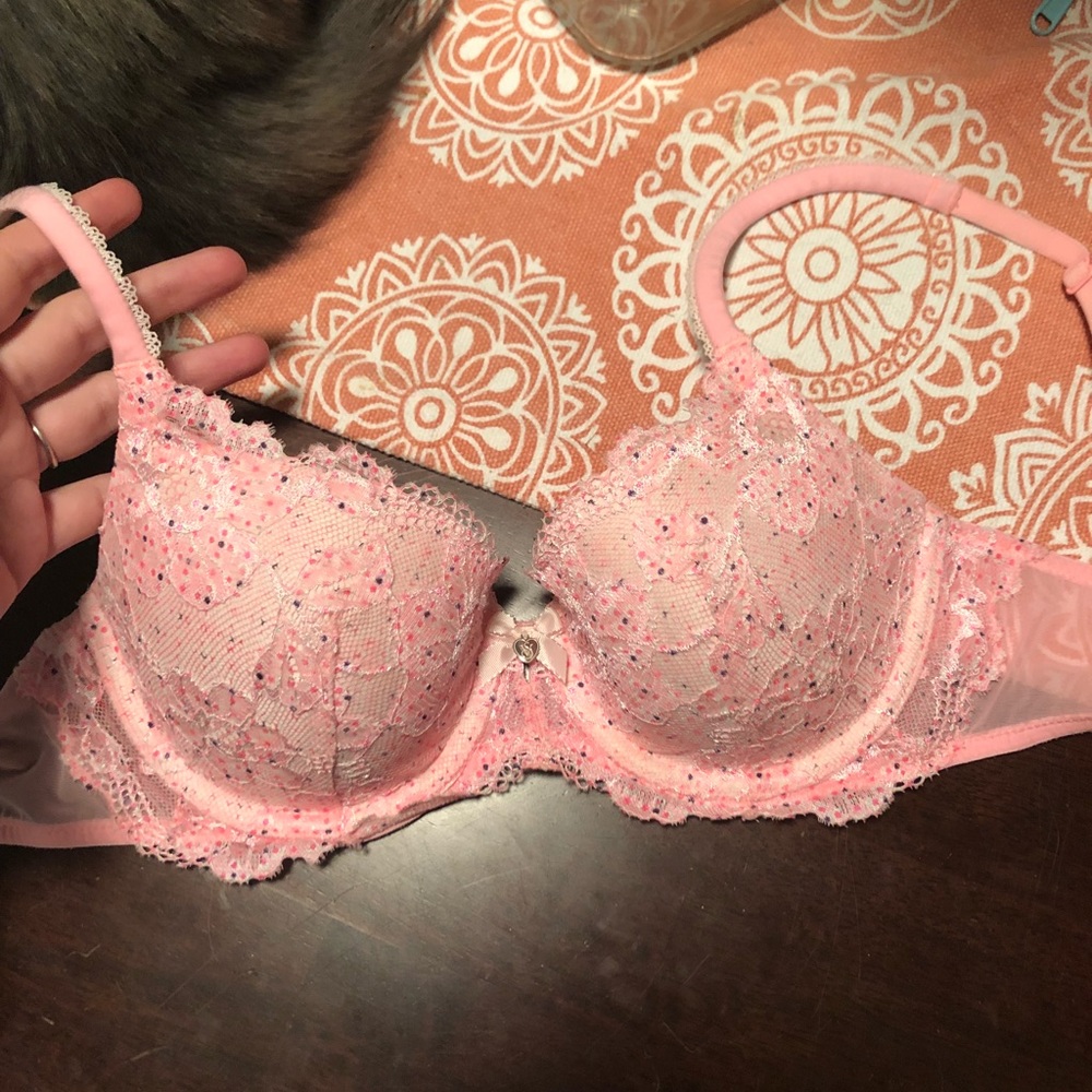 Victoria’s Secret bra